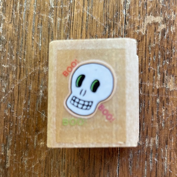 PRICE DROP!! Lot of 25 Halloween Cards and Rubber Stamps! - Picture 15 of 16